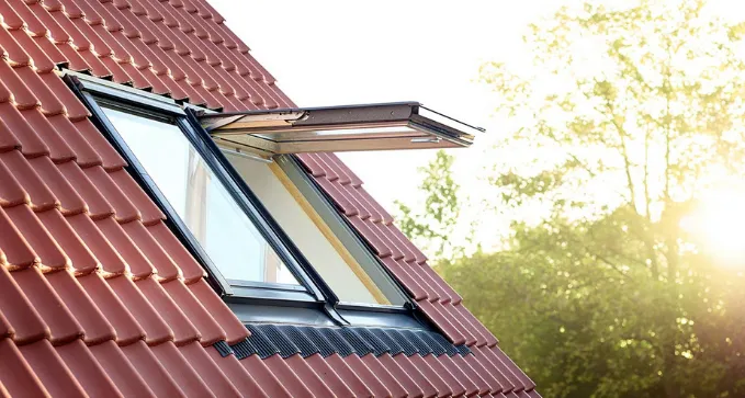 instalacion de claraboya en tejado de Palencia